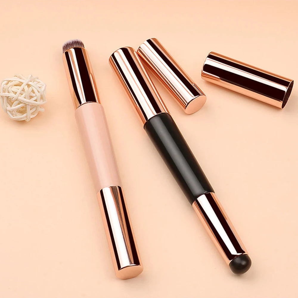 2 In 1 Lip Balm Applicator & Concealer Brush